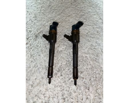 Injecteur Lombardini Dci 442 et 492 (par 2) / LIGIER: XTOO R , RS , IXO , JS50 , OPTIMAX , JSRC , JS60 / MICROCAR : MGO 1 2 3 4 6, M8 , F8C /DUE 3 P88, DUE 6/ JDM ALOES